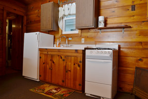 Lucky Horseshoe Cabin #19 - Interior Kitchen.JPG