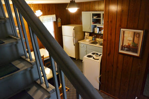 ucky Horseshoe Cottage #16 - Interior Stairs.JPG