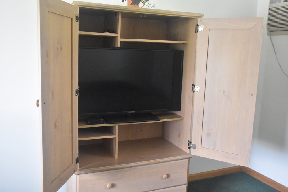 Blue Spruce Motel - Room Number 15 - Interior Entertainment Center and TV.jpeg