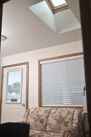 Lucky+Horseshoe+Cabin+#21+-+Interior+View+from+1st+Bedroom.jpeg