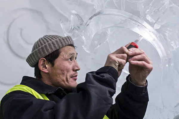 Building_ICEHOTEL_10_-_Photo_Paulina_Holmgren-600x400.jpg