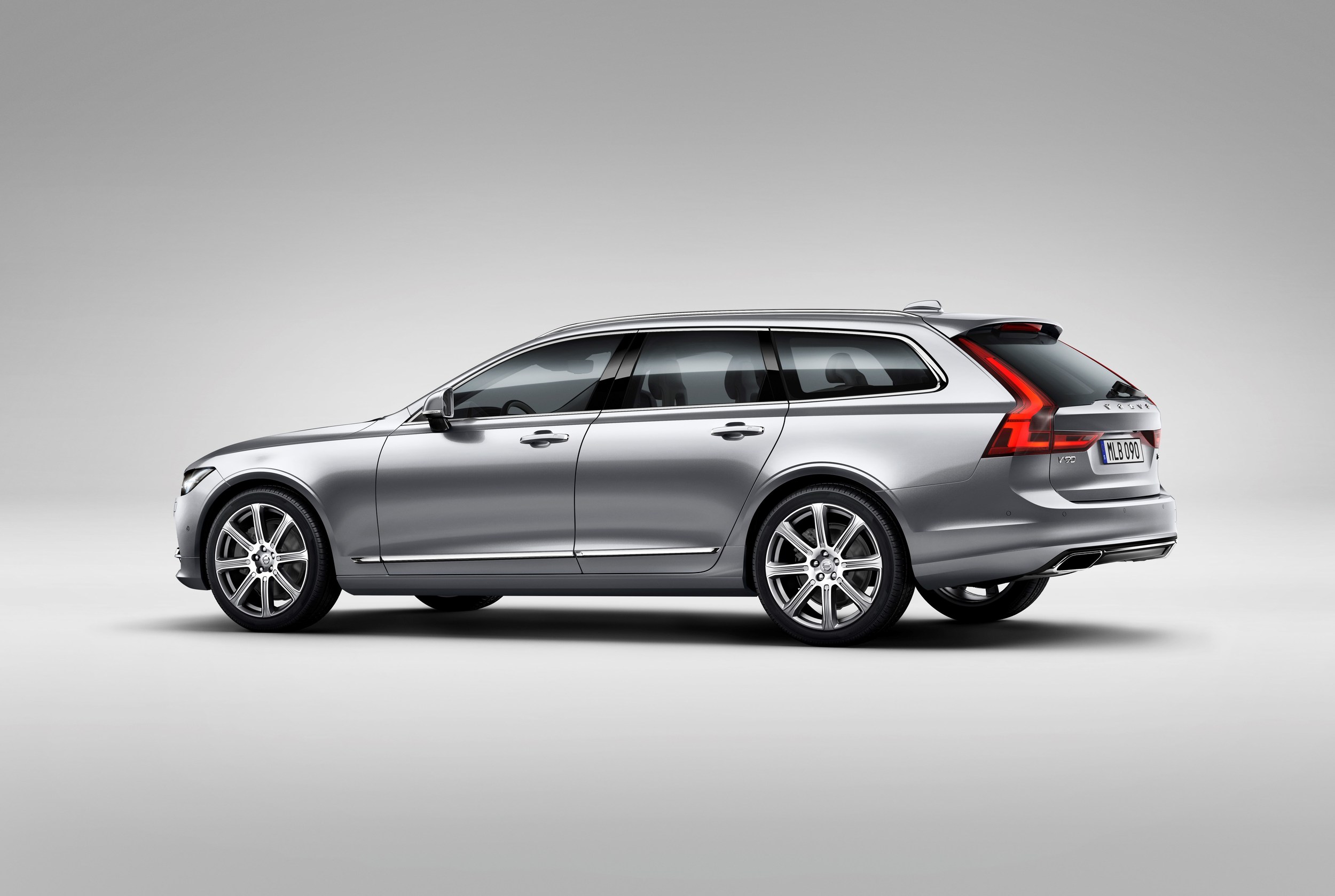 174114_Volvo_V90_Studio_Rear_3_4.jpg