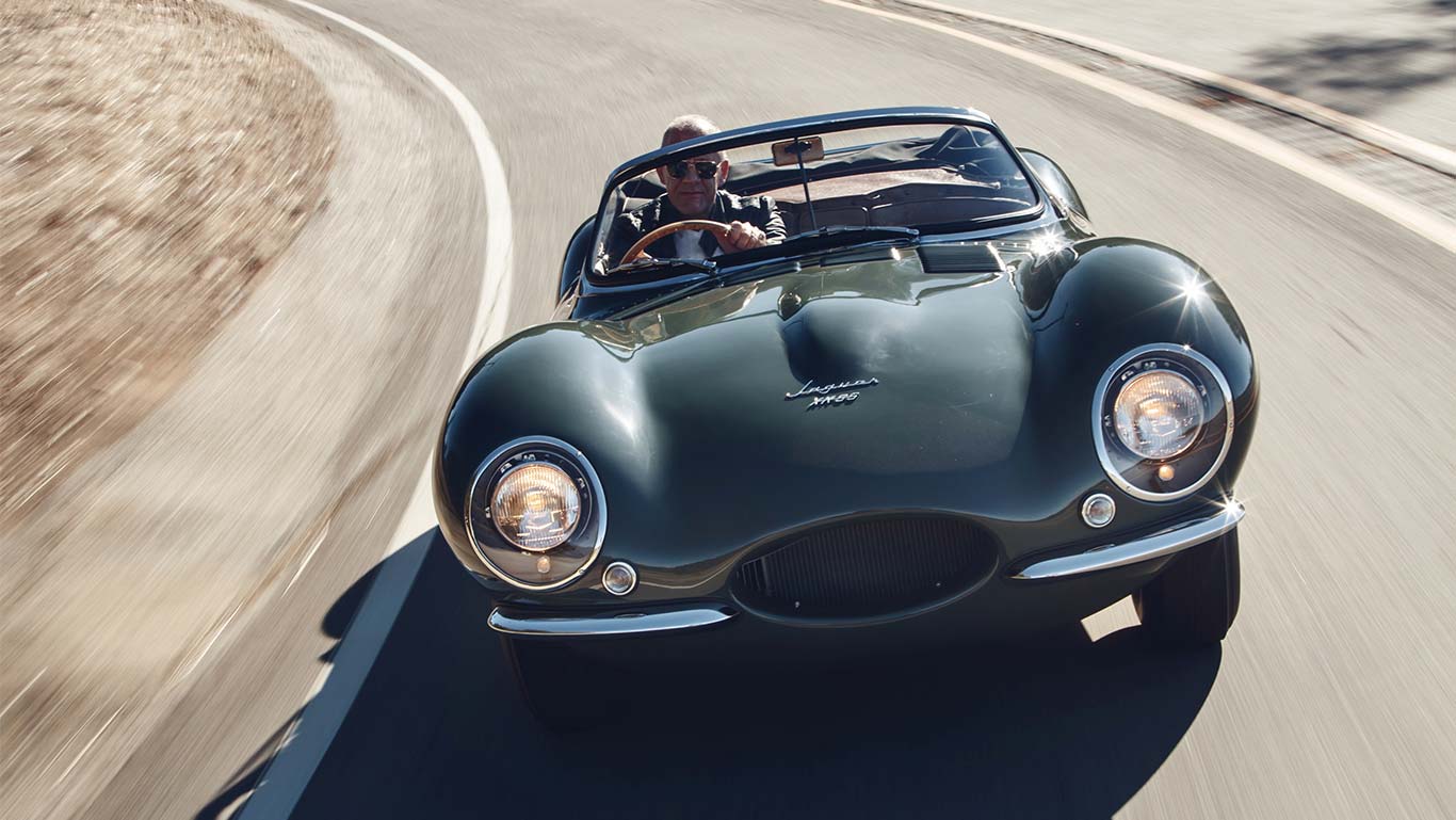 Jaguar_XKSS_LA_106_desktop_1366x769_tcm76-328411_desktop_1366x769.jpg