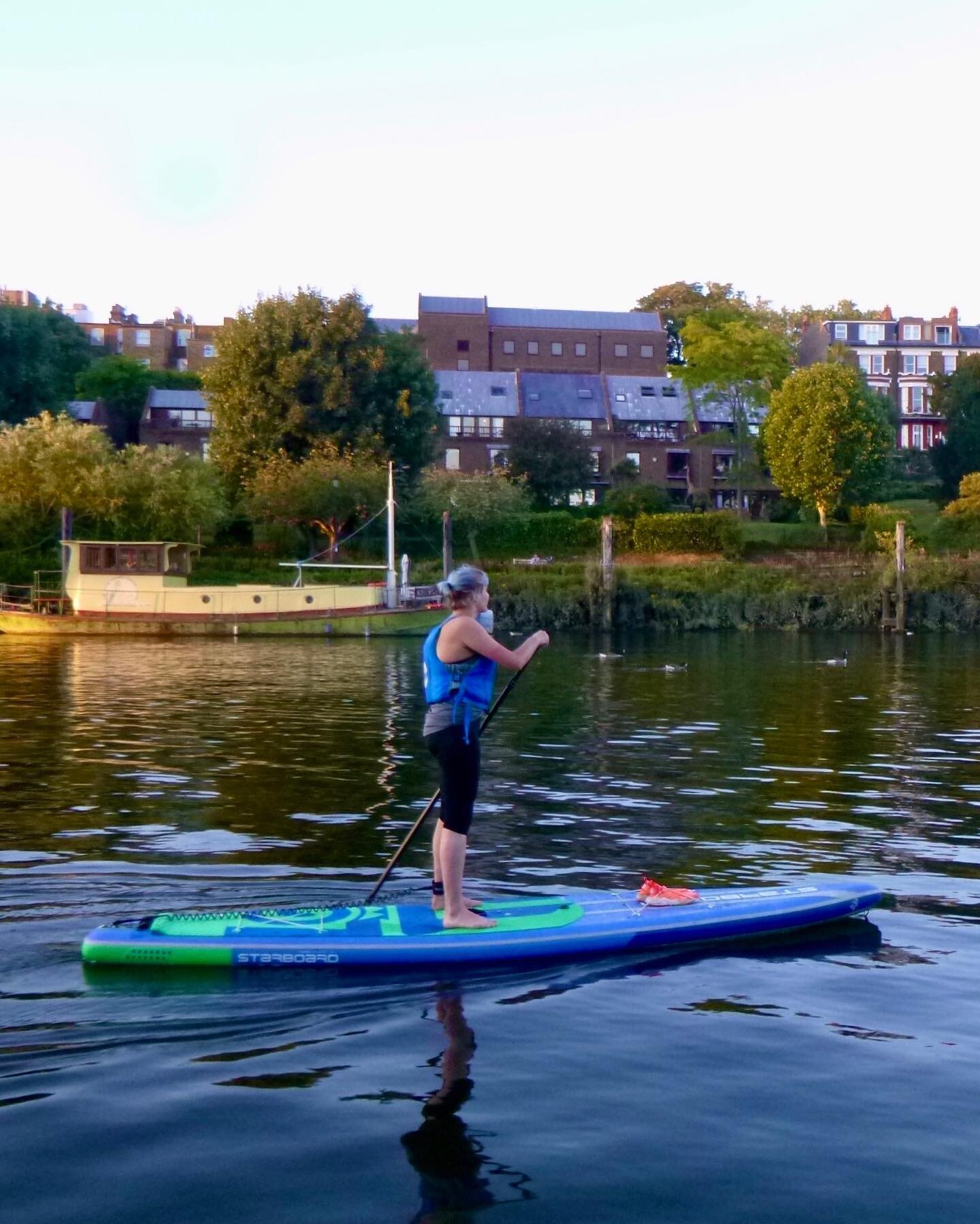 Want to have some fun, get active outdoors with the added benefit of a full body workout...&nbsp;Stand Up Paddling (SUP) is an enormously relaxing, surprisingly serene experience, a fantastic way to explore the world from a different perspective. 

L