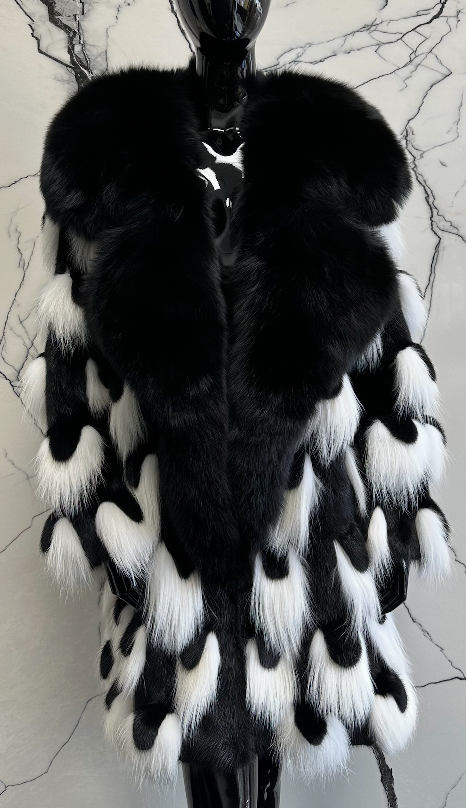 BLITZEN HOLIDAY FUR COAT (LONG) - M/L