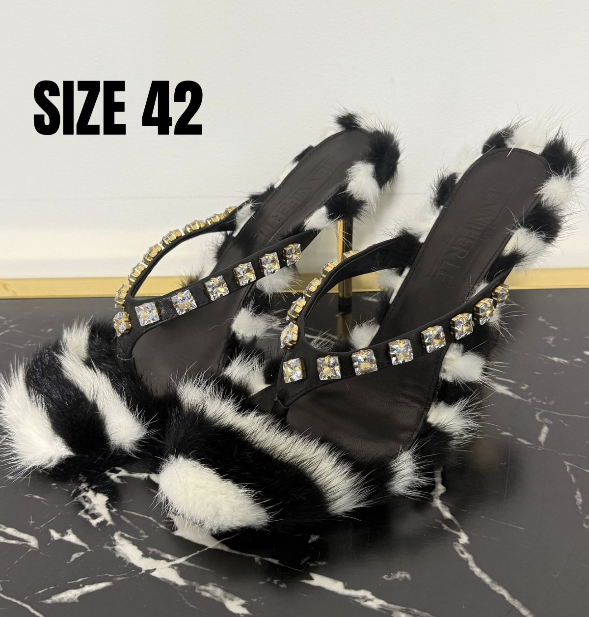 BLACK/WHITE ZSA ZSA HEEL - SIZE 42 - FINAL SALE