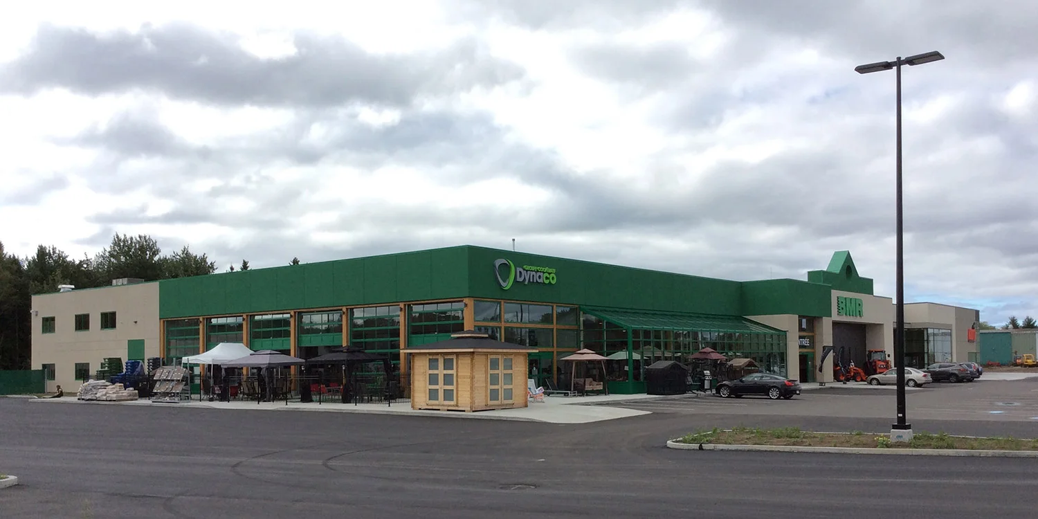 Réalisation magasin BMRKioti StAugustin Construction Couture & Tanguay