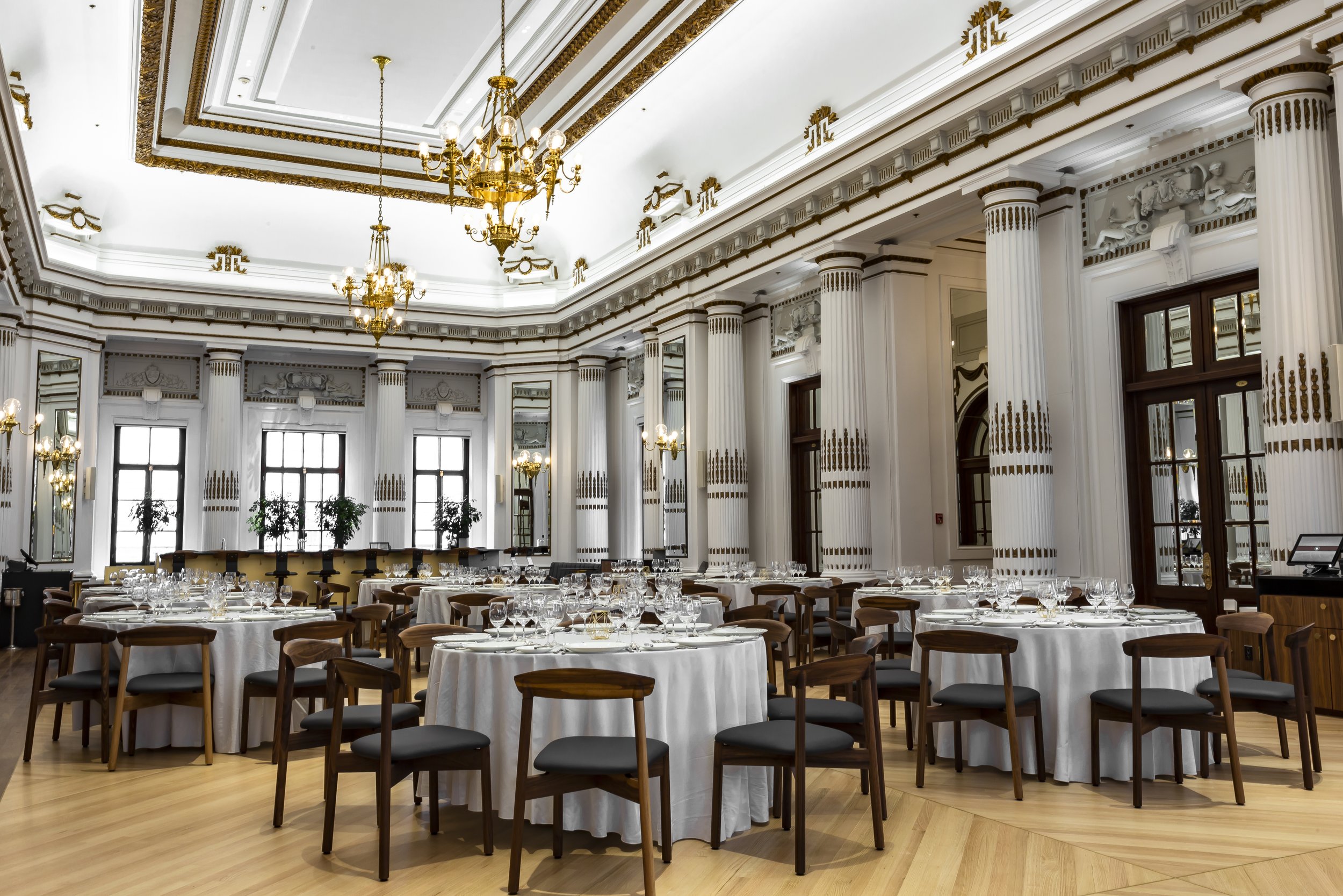 assemblée nationale- restaurant le parlementaire.jpg