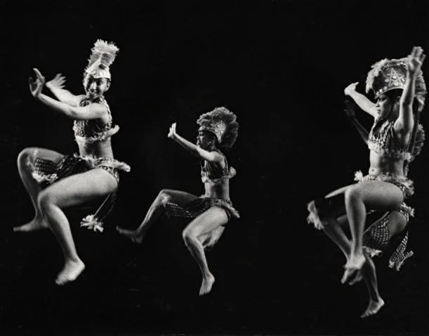CHARLES MOORE DANCE THEATER (1984)