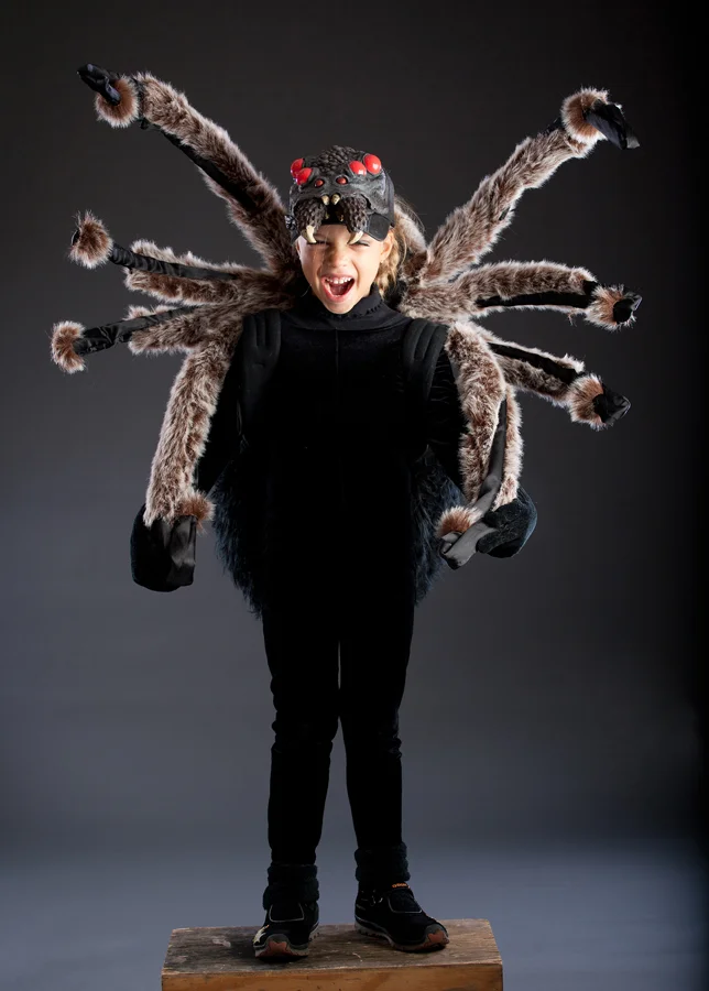 2008Halloween1031-KidsInCostumes-015442-900px.jpg