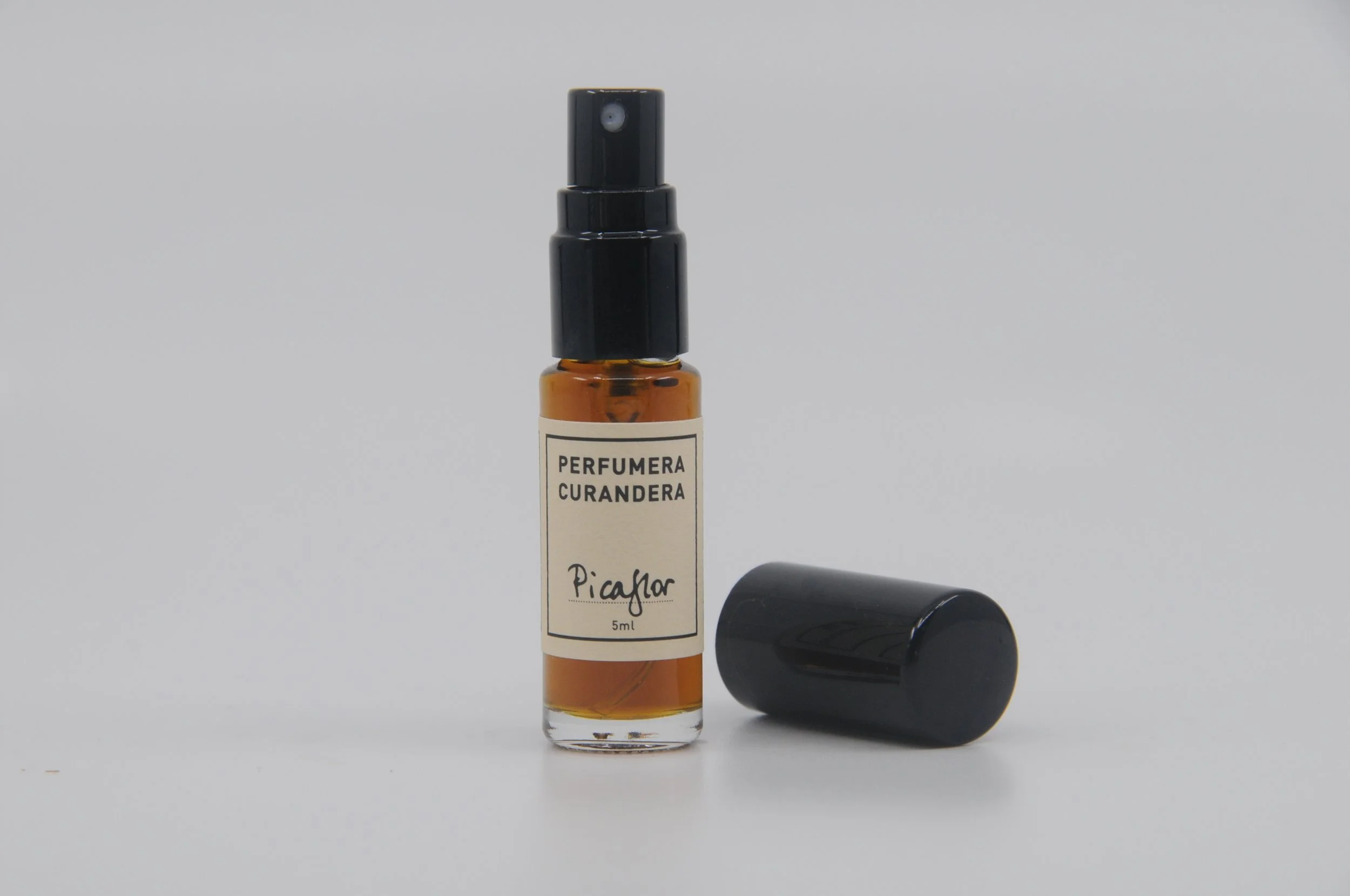 Picaflor Spray Straight Shot 1.JPG