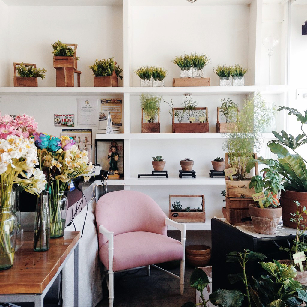 03 Designer Blooms Cafe.jpg