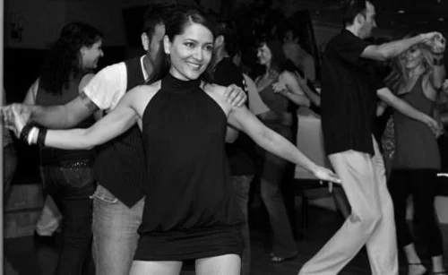 Free Salsa Lesson with Tenia and dancing with Susie Hansen Latin Band