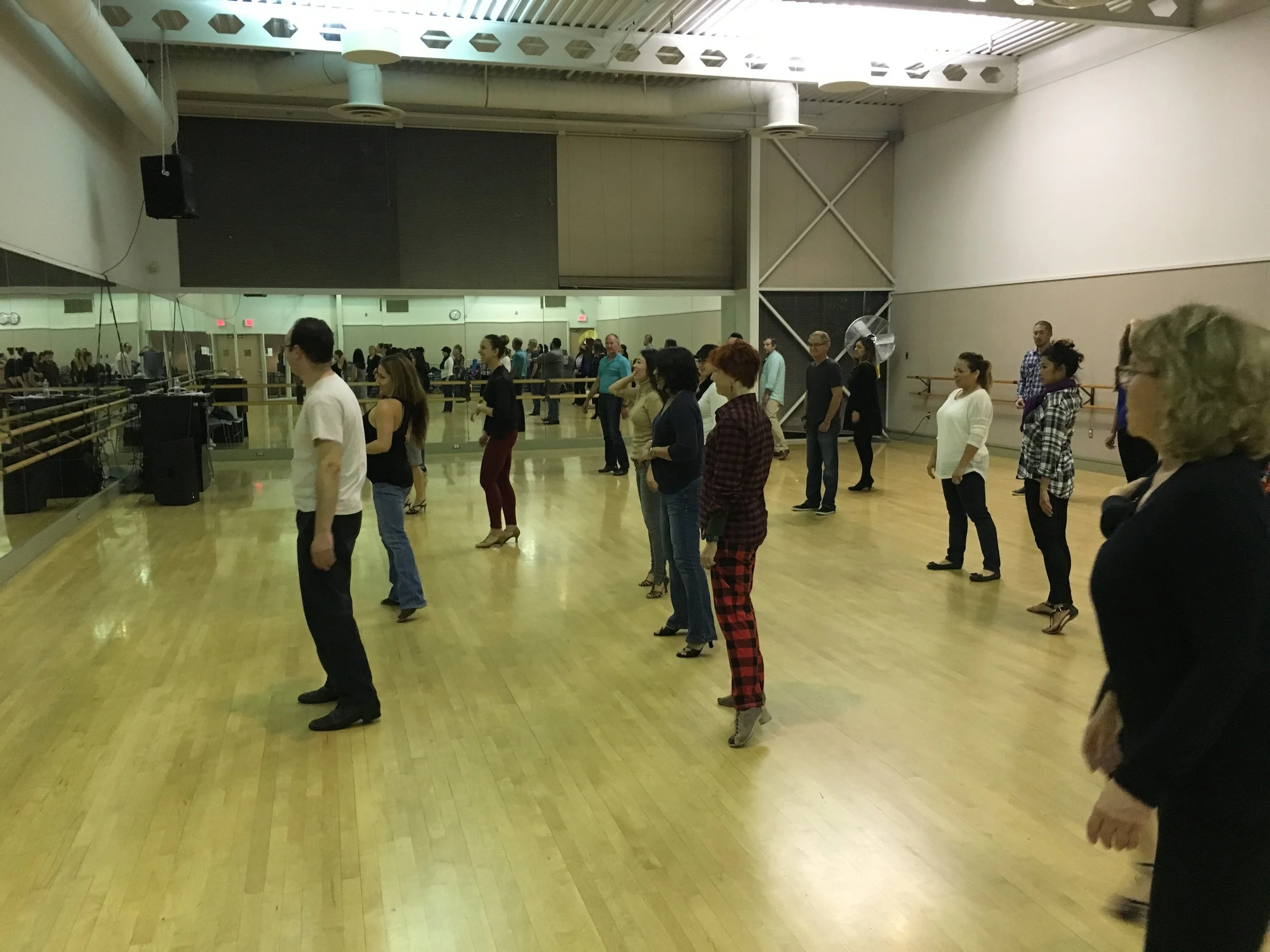 SALSA BOOTCAMP: Learn To Salsa!