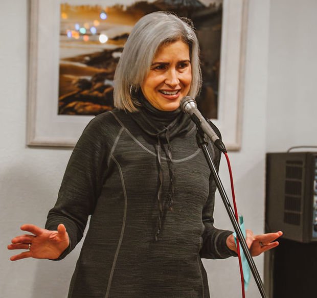 -Laurie + DSC09838.jpg