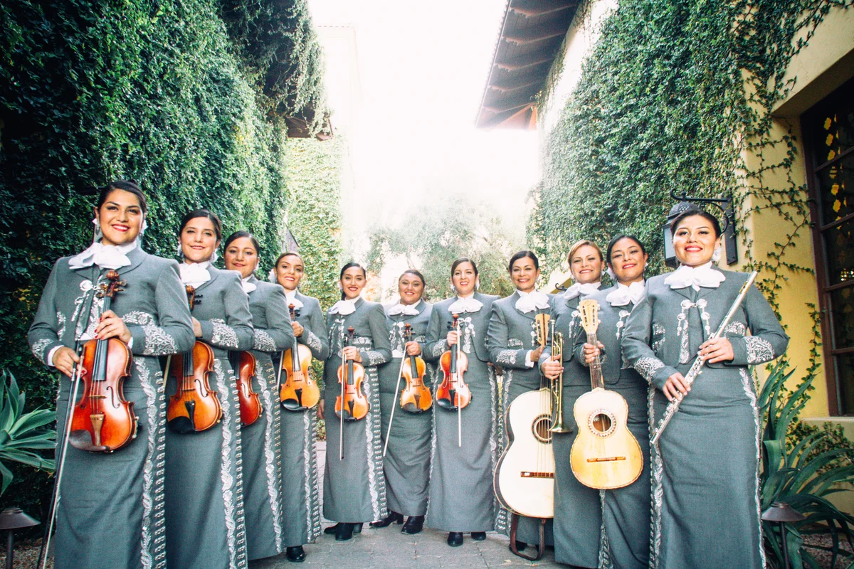 the mariachi pasion.png