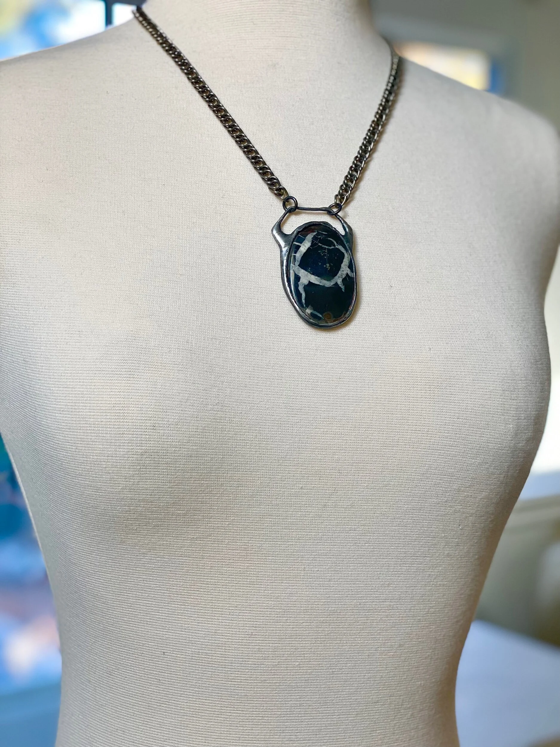 2953EAC6-329F-43BE-99E4-AD2C33AAB98D