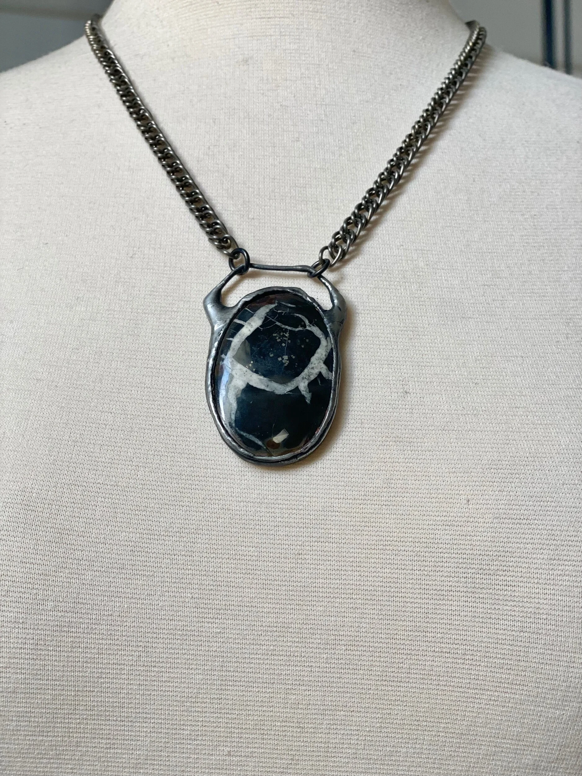 5C173013-9308-43AE-8571-3F29A3973B64