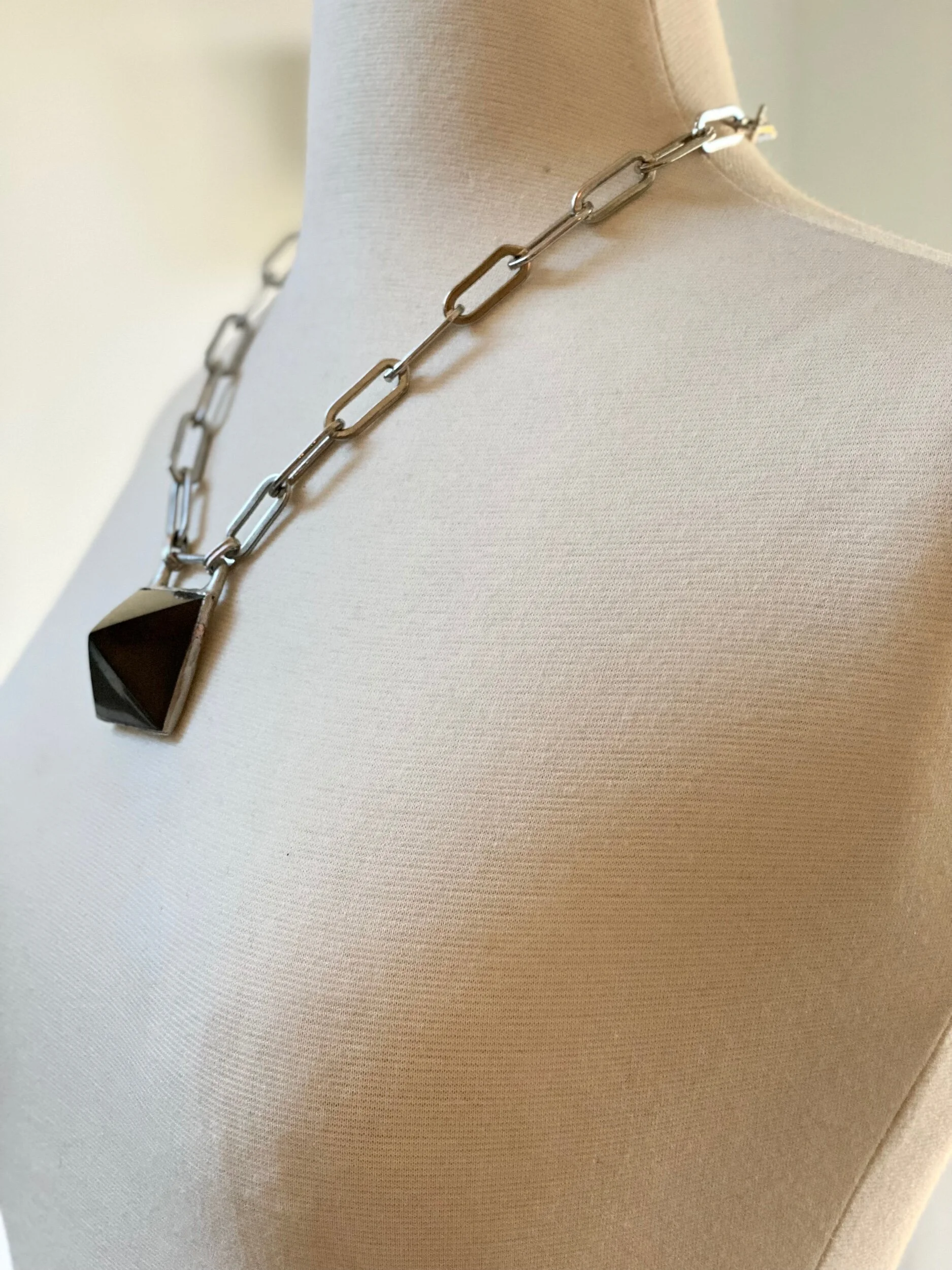 79FC40DC-22AA-4D20-AA3B-297389F6D2D0