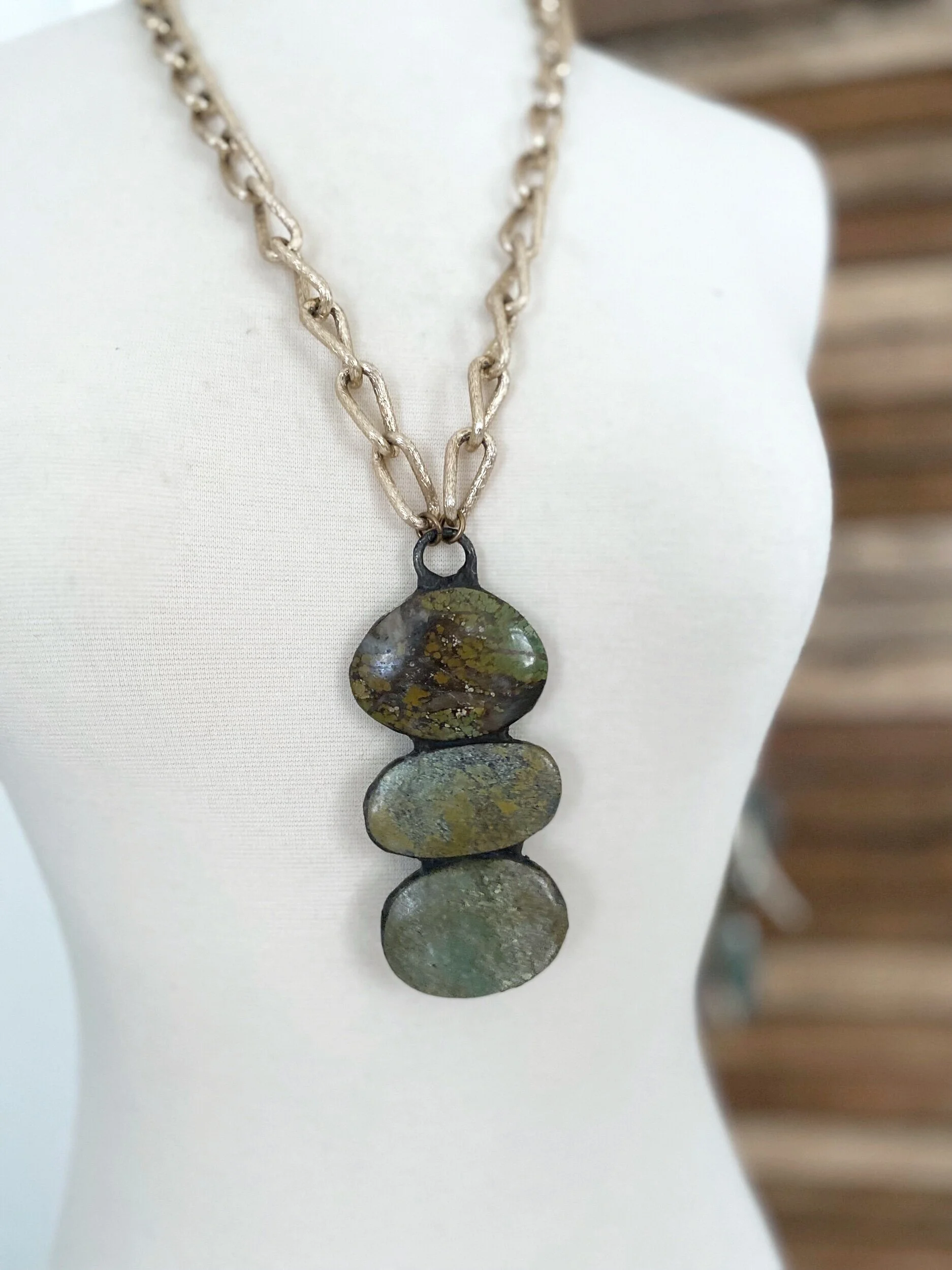 DC757EDB-98CC-4DA1-968F-CE1F535EFF9F