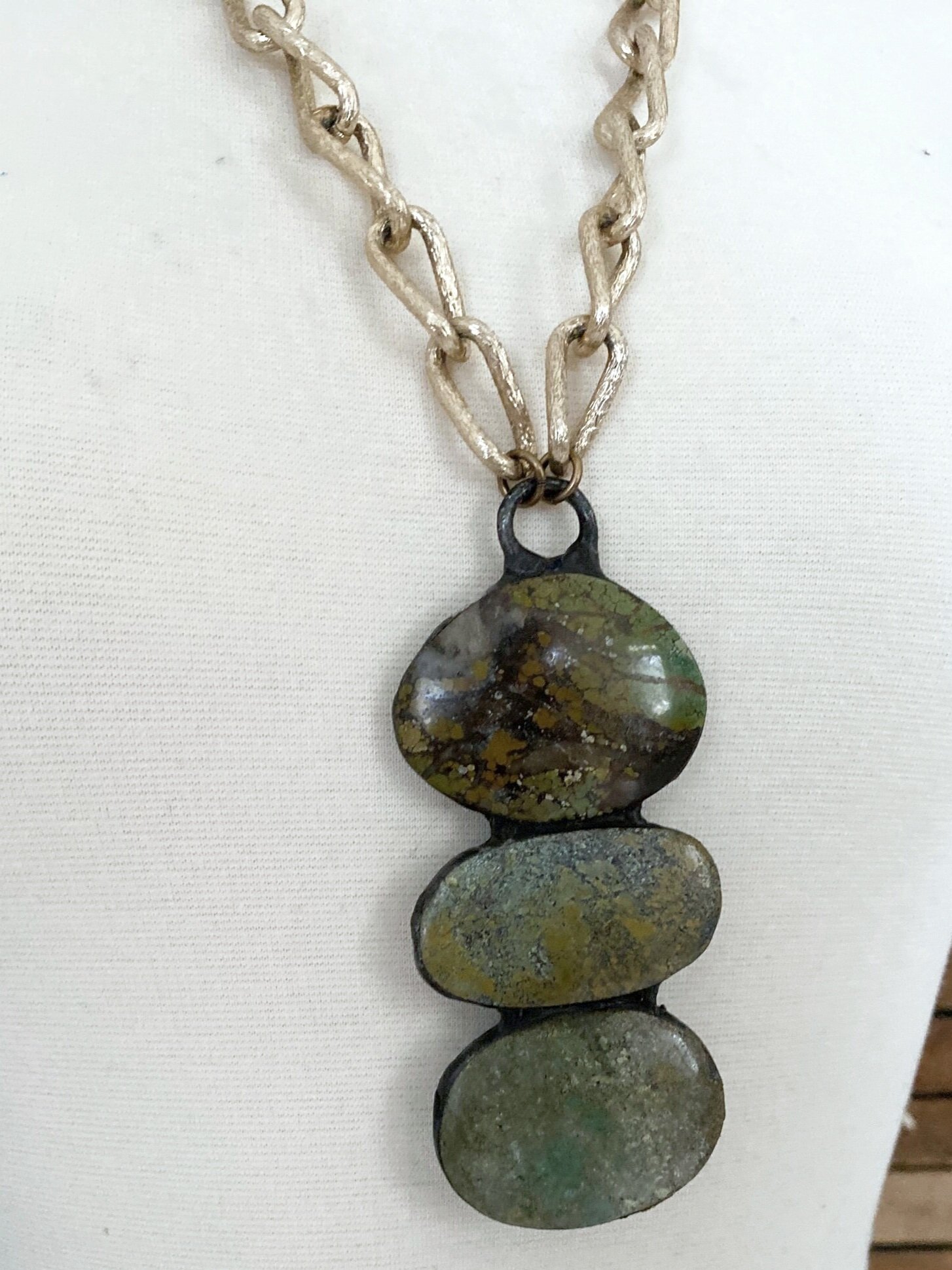 90E3A002-115E-4832-90BC-026C6D3E9783