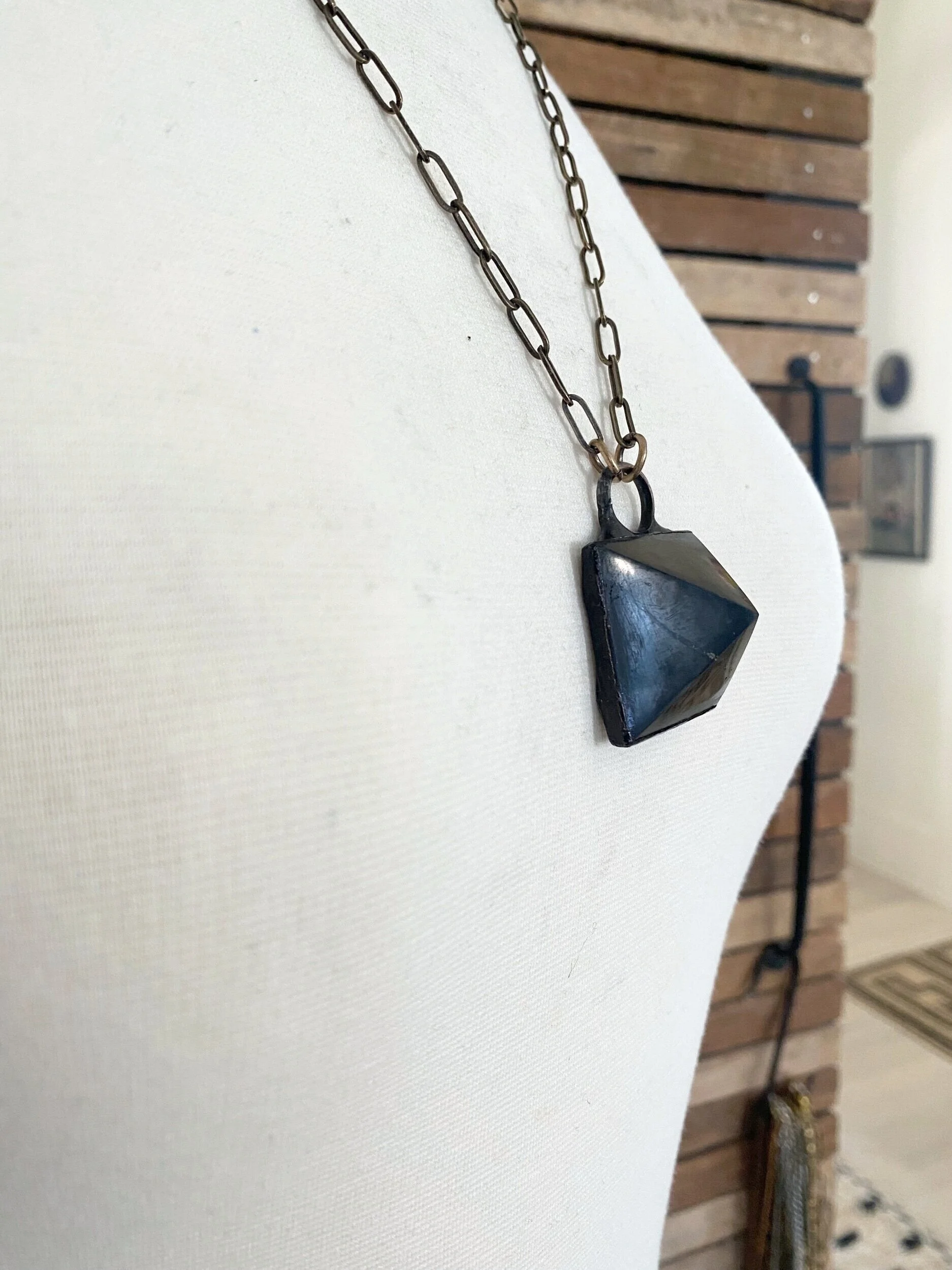 10A71B64-C6B3-4424-BD61-D4A9BD6DFCDC