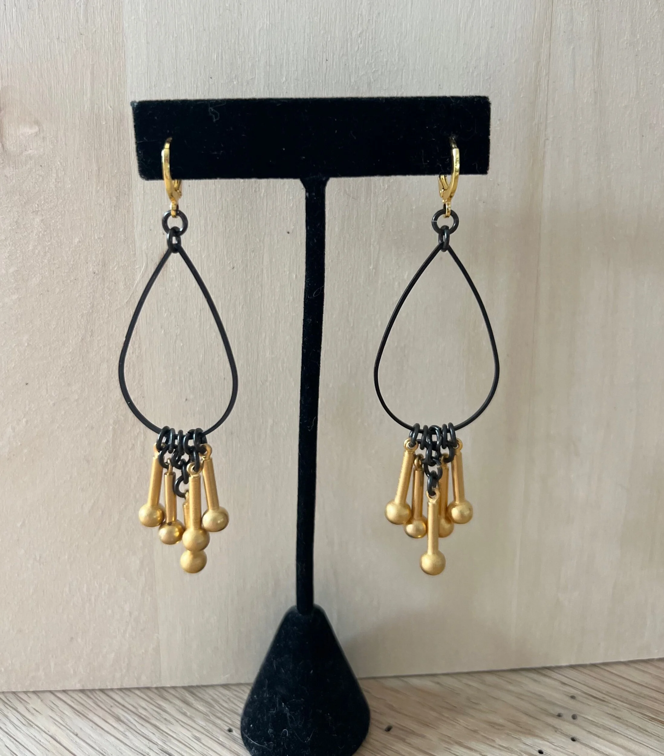 187E5575-C79A-40BD-815B-476C546BF841