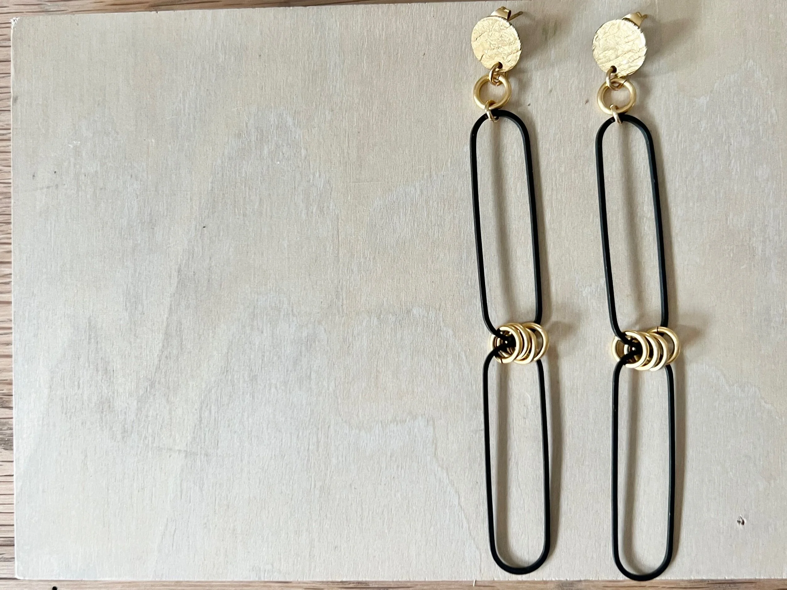 87F1F365-0B93-49CB-9D84-BABA897151A3