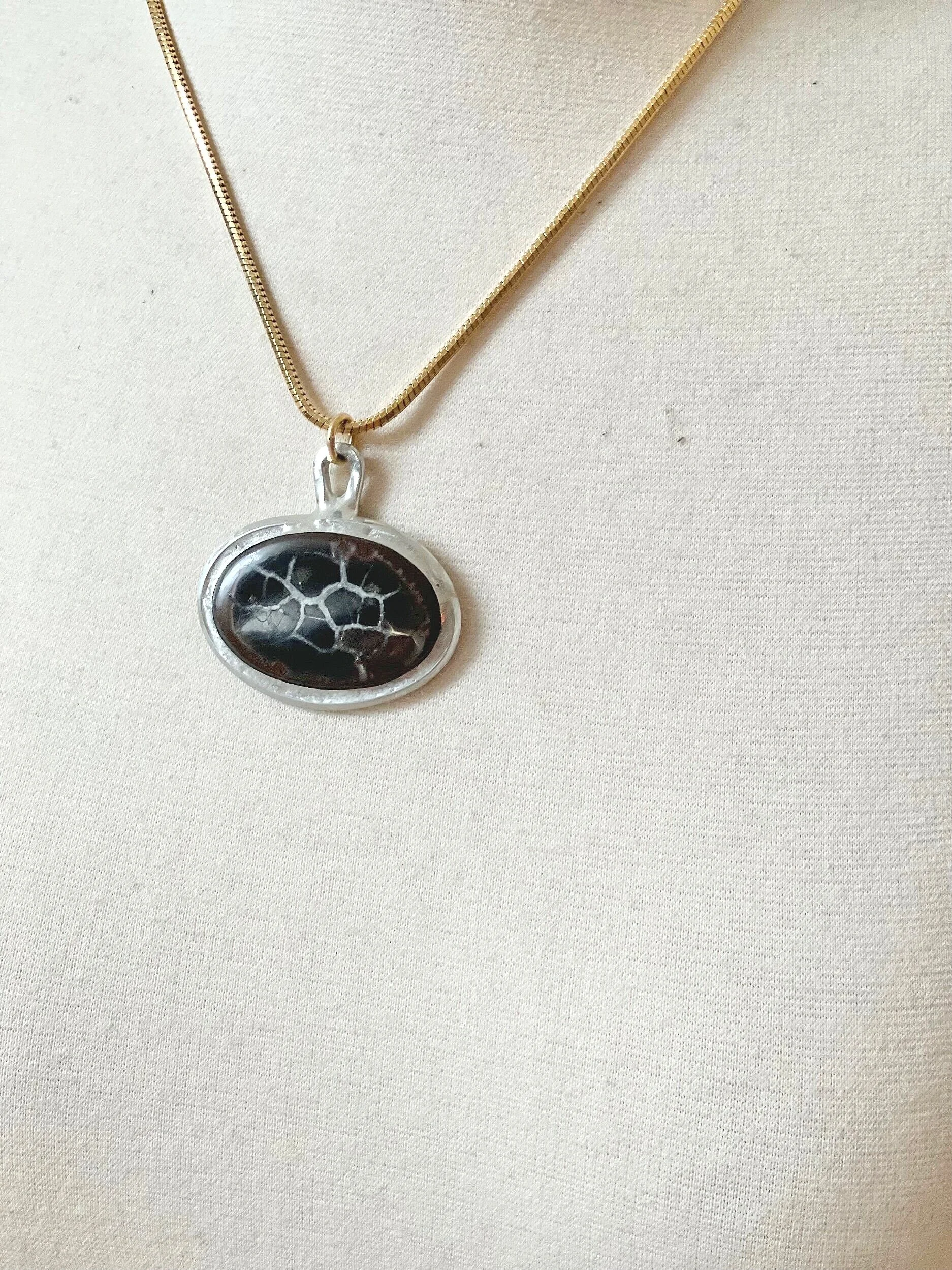 EB5BAEE2-4541-484B-AF6B-DBDAD71FFB95