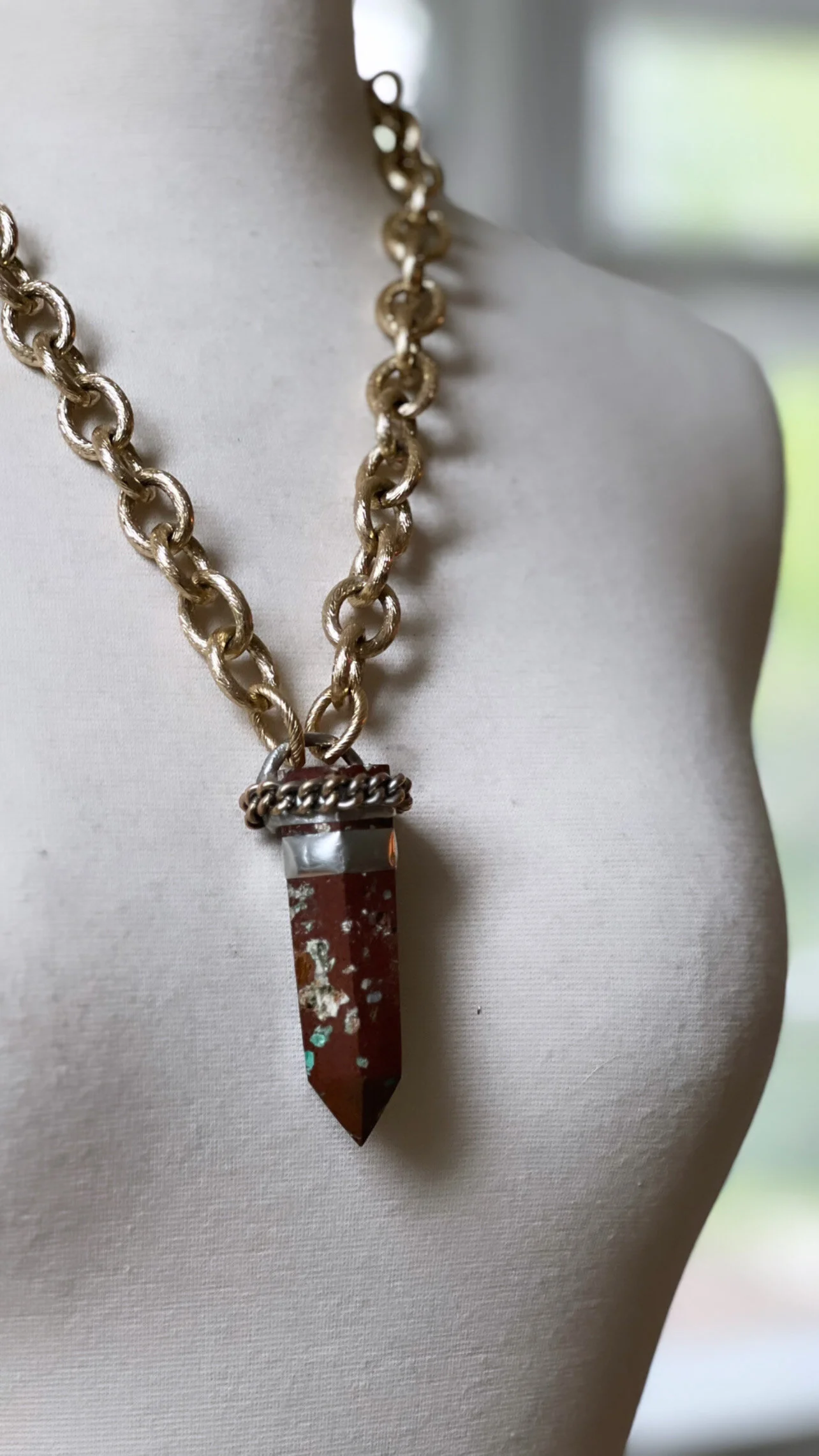 4CBB4490-4950-4864-8D59-5AD2FFEA1302