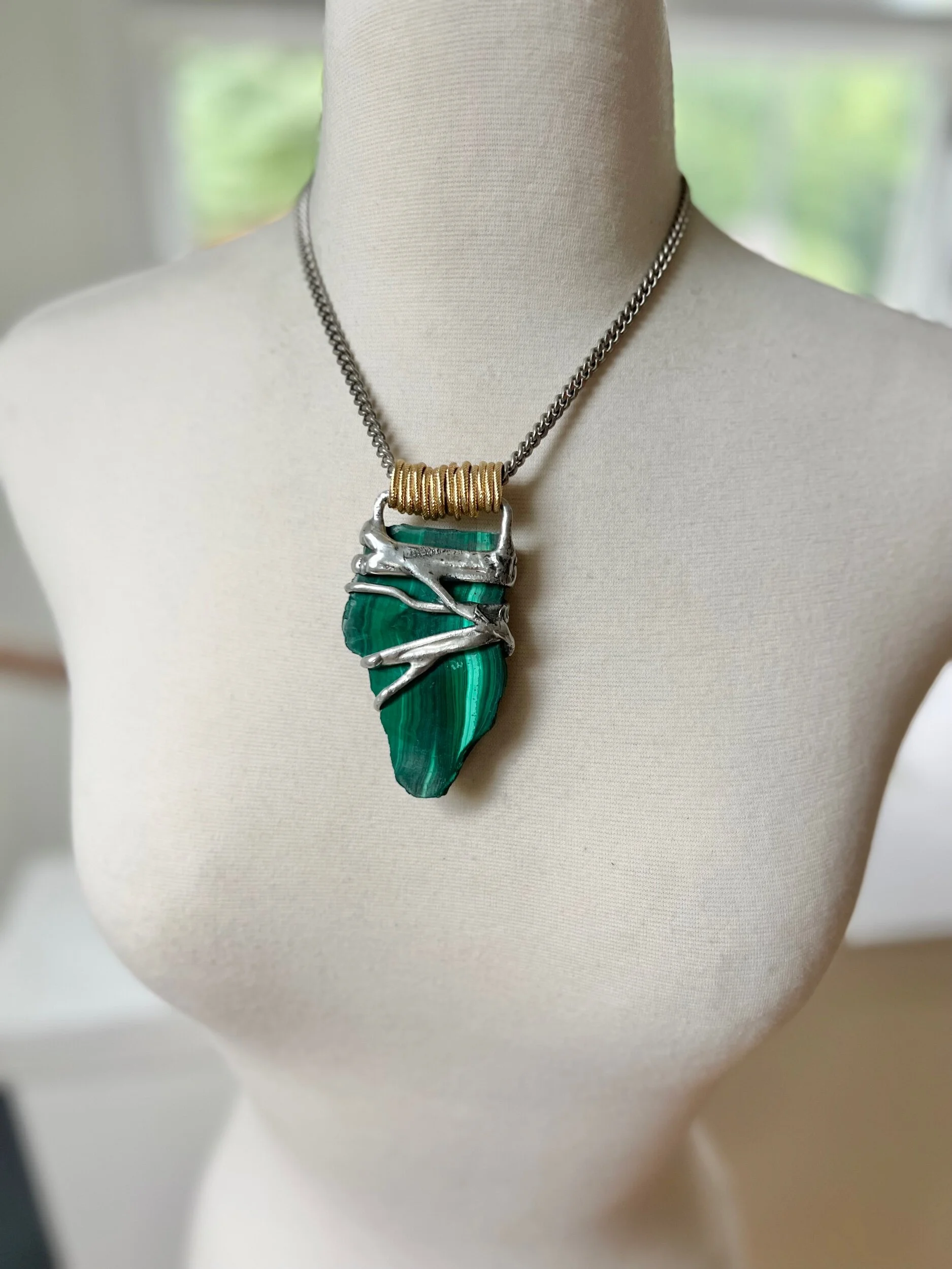 4EDB1AEE-7C0E-47CB-B6A1-025CD924D78D