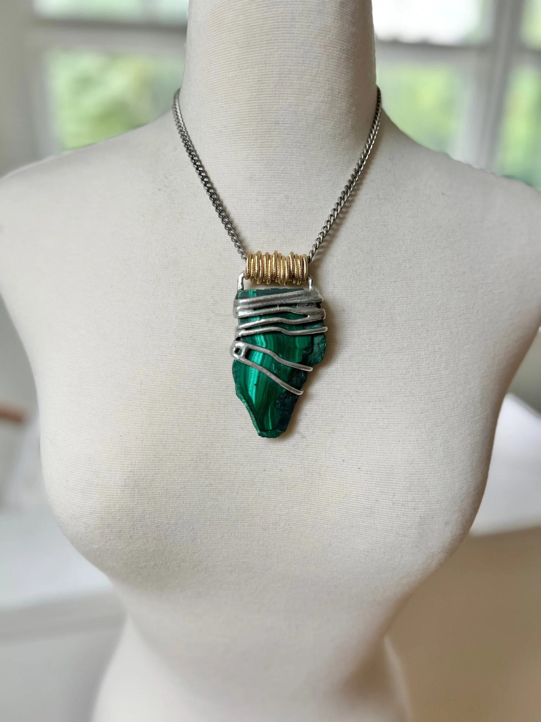 00DE5913-92BE-467C-A9E6-2958858D8D09