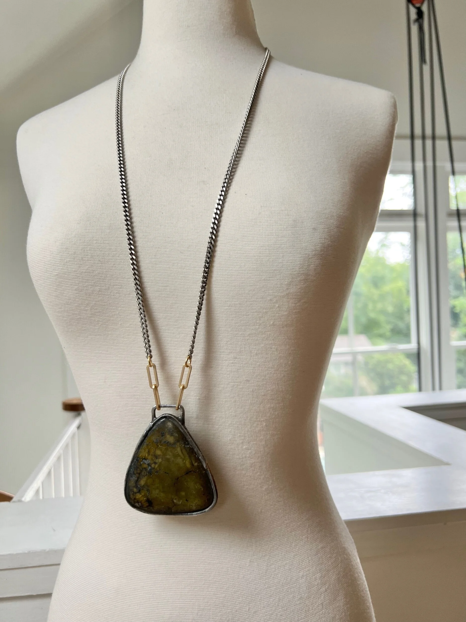 E9CF7F2C-CB7C-4473-B862-462C48C6F57C