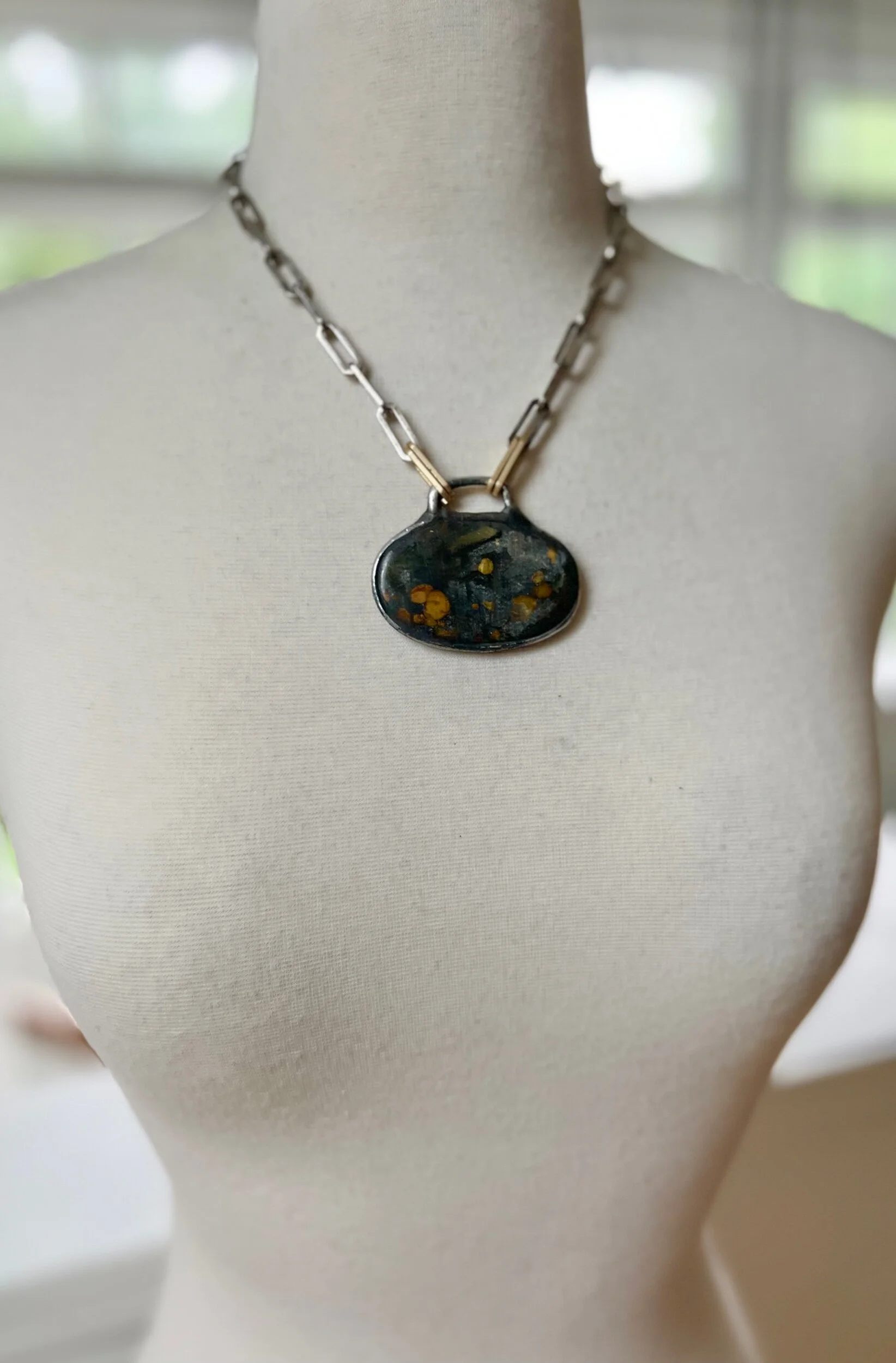 8C28F05B-7549-4D8C-9C18-F192C088B787