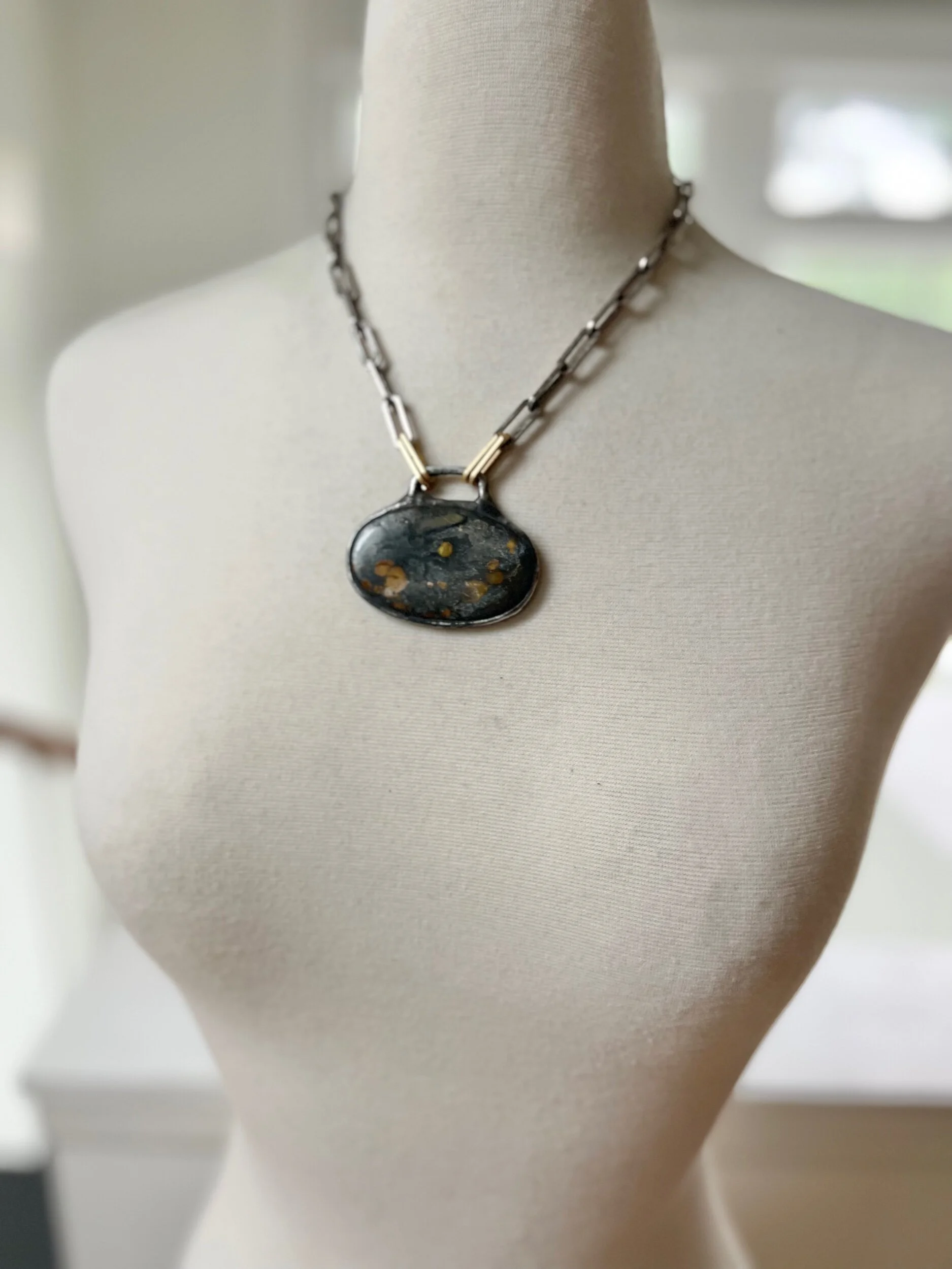 05E6FEC2-C559-4BE6-985C-90D6D39EB25A