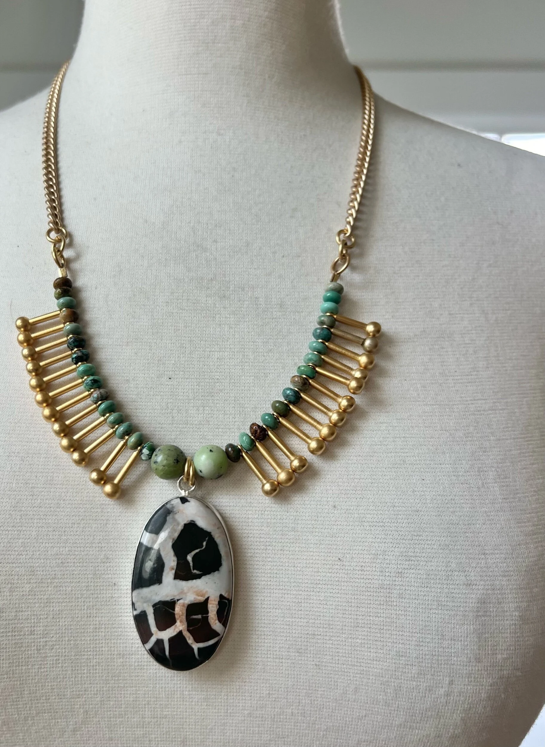 BC8877FE-06F4-47A5-A017-69F2F569867A