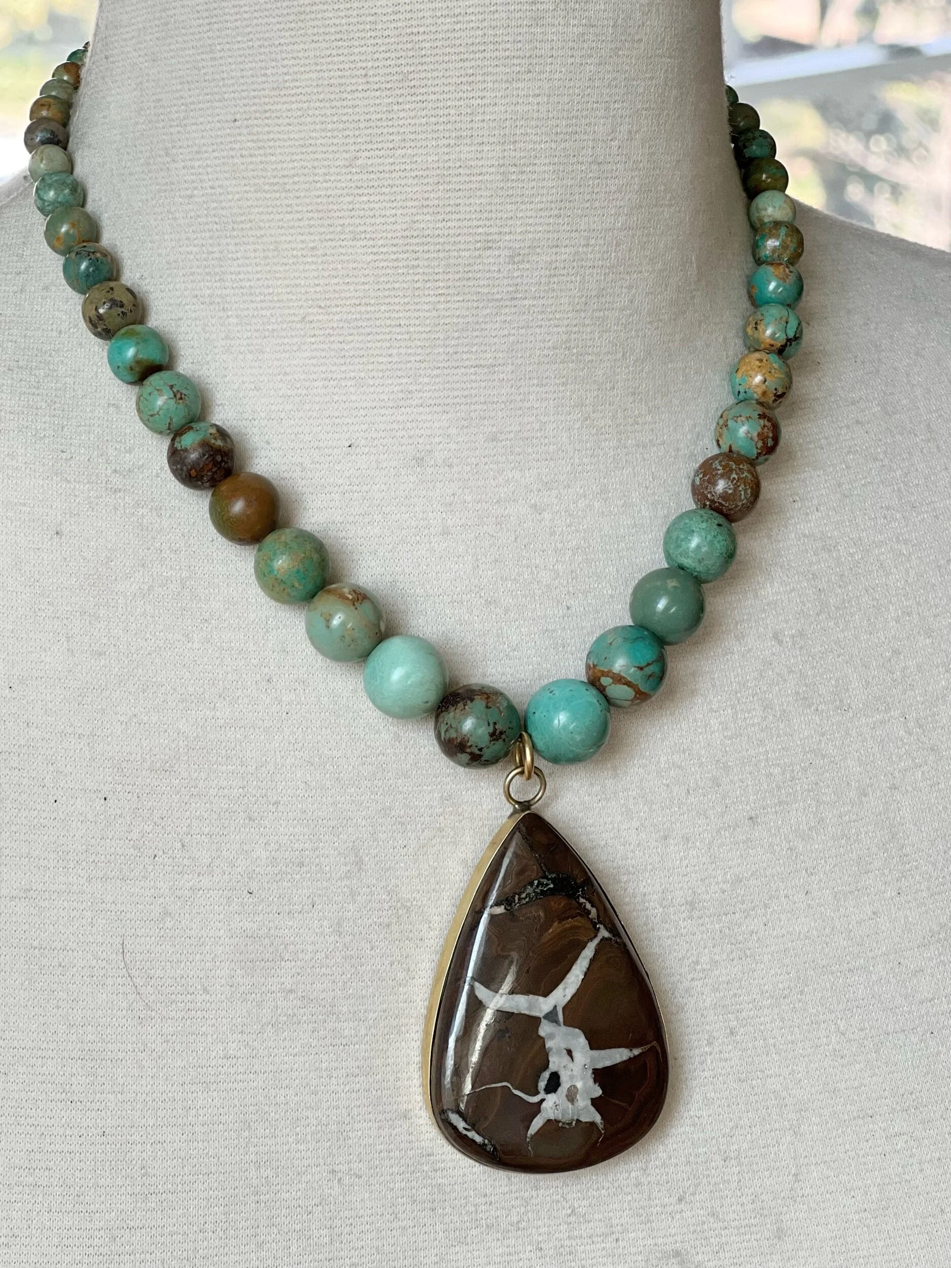 0AB18E3D-83D2-415A-825F-3B690AA9C0A3