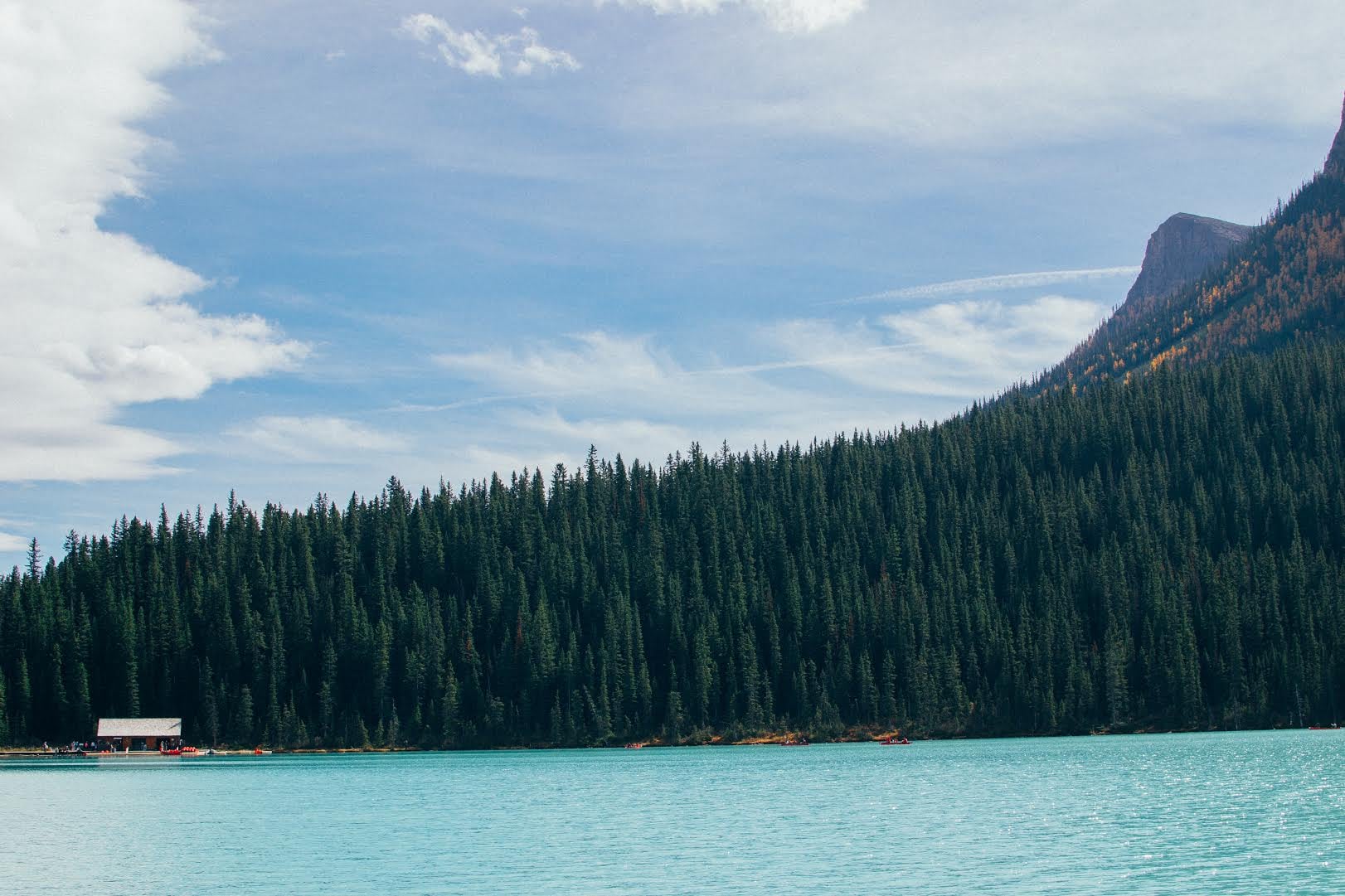 With views like this at Lake Louise, part of Banff's National Park, we here at HQ think we get why Billie is obsessed...