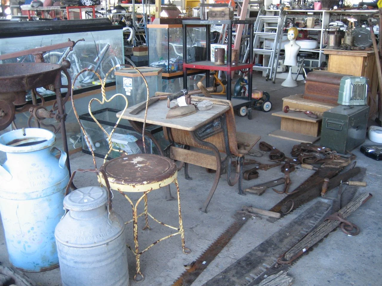 Ronny G's Pottery & More Pottery & Resale Store Tucson, Arizona