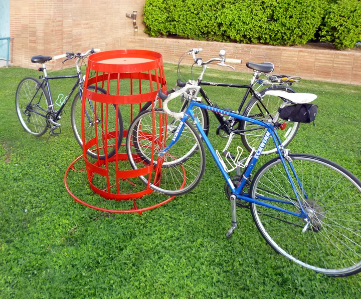 br-w-bikes.jpg