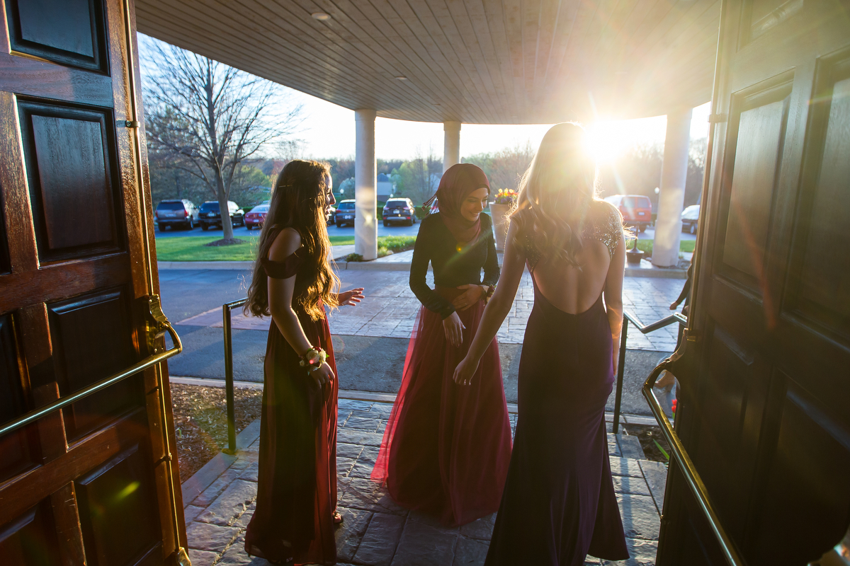  Students talk during the Washtenaw International High School prom at Polo Fields Golf and Country Club on Saturday, April 22, 2017. Matt Weigand | The Ann Arbor News 