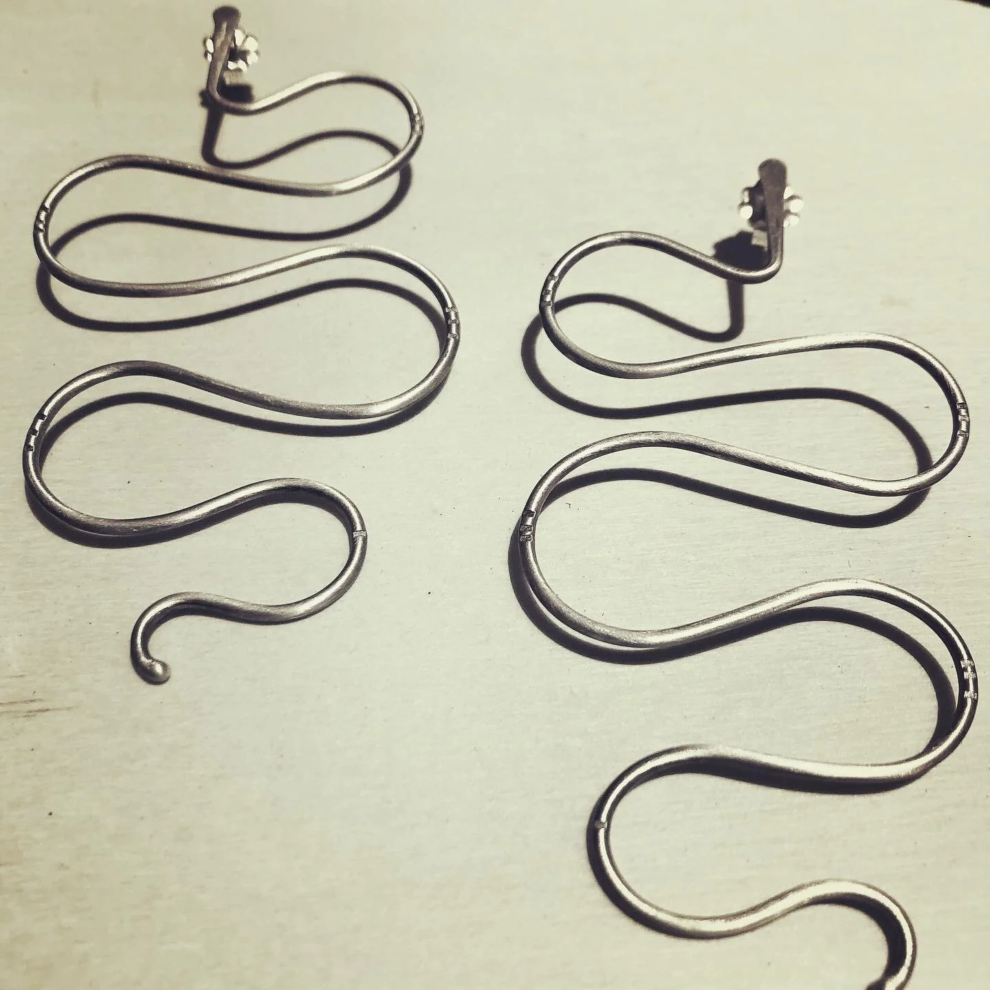 E105AEB5-8536-428C-91F4-227CC07CE778