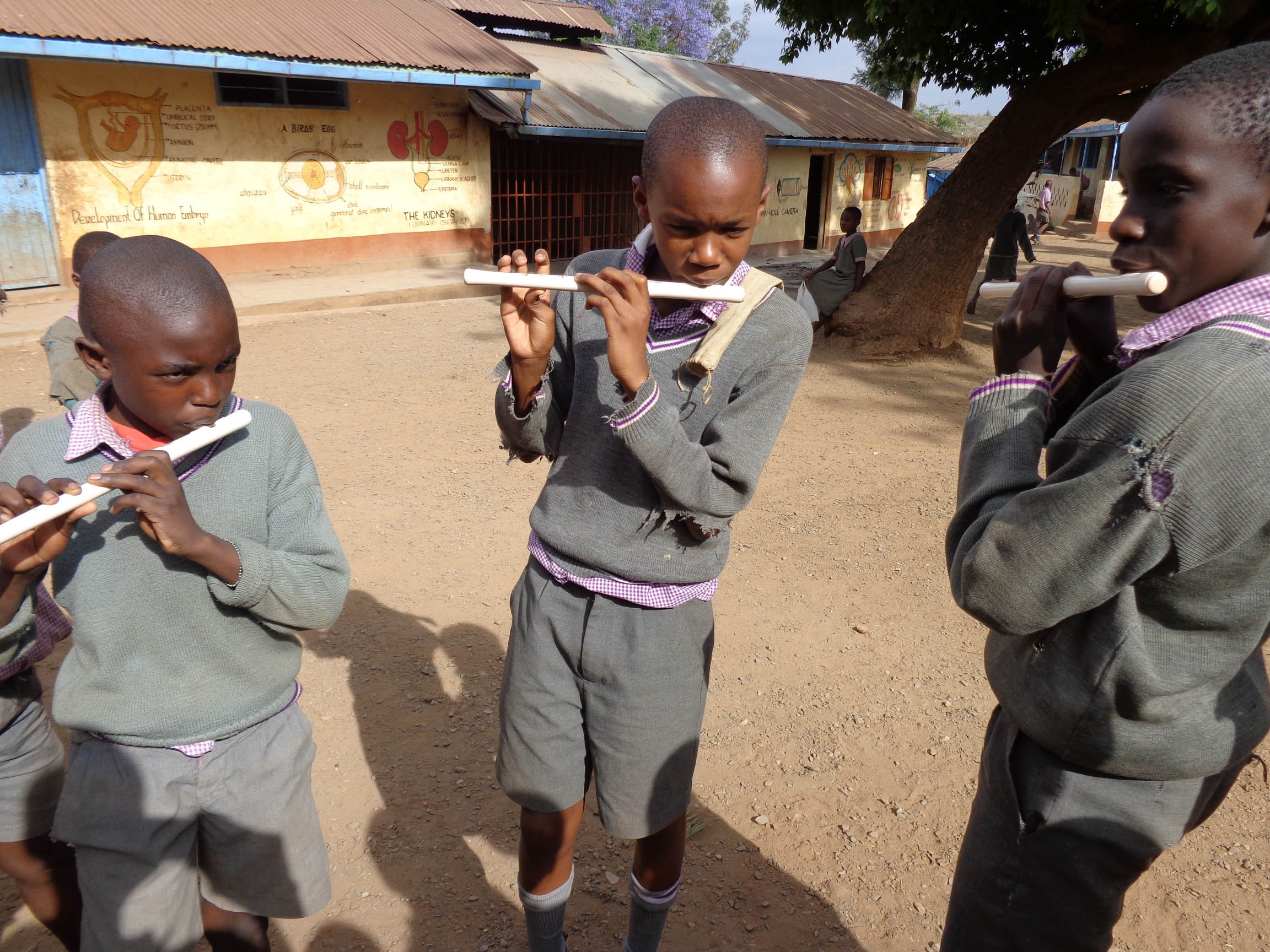 CHILDREN PLAYING THE FIFE