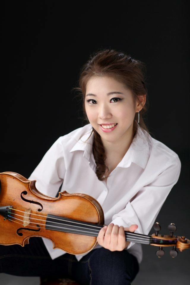 julia hwang .jpg