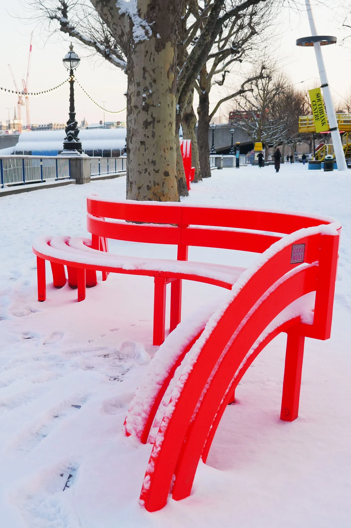 Hooray_snow_bench2.jpg