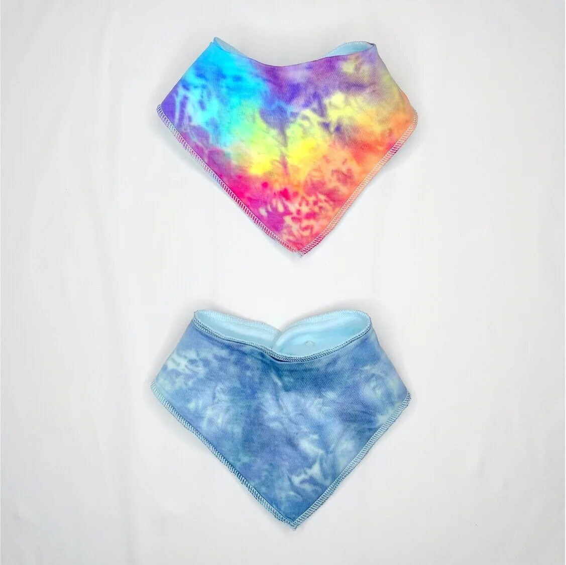 Pack%2Bof%2B2%2BBandana%2BBibs%2BRainbow%2Band%2BIndigo.jpg