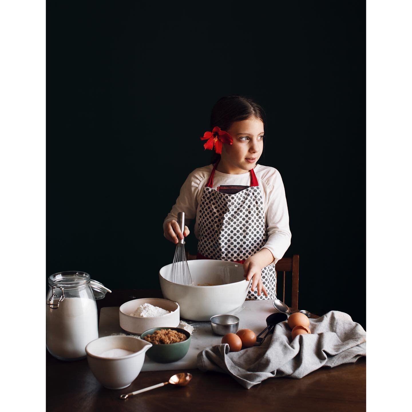 Day 82.
Stella bakes again. 
:
Winter break for our kiddos has officially begun. Much needed after &ldquo;busy season&rdquo; subsides. I&rsquo;m so looking forward to staying in pjs way too late, make baking messes and cooking up a storm these next t