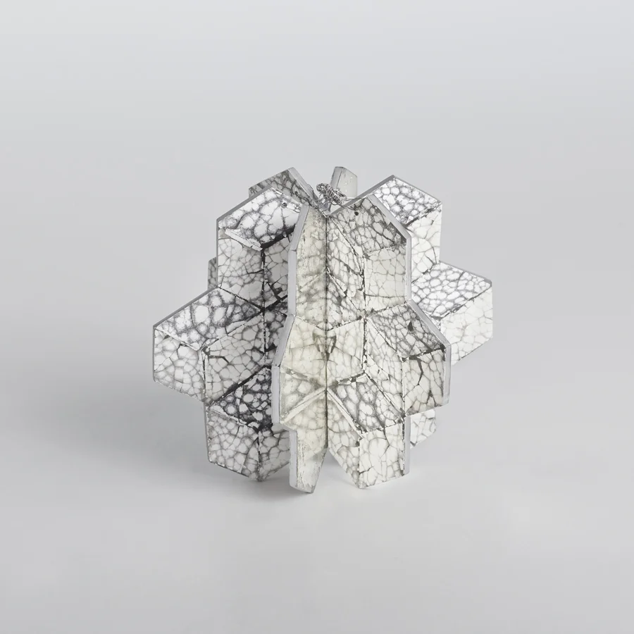 "L'eouf Snowflake" by DLV