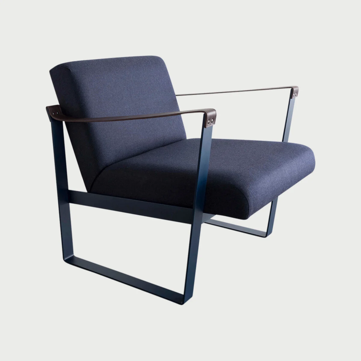 Strap_Lounge_Chair1_Edit_WEB__281_29.jpg