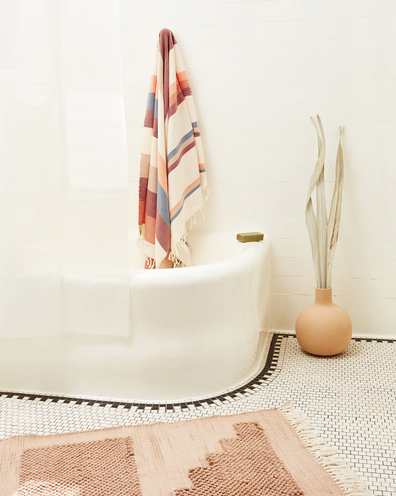 Bathmat_Steps-Lookbook-B_800x.png